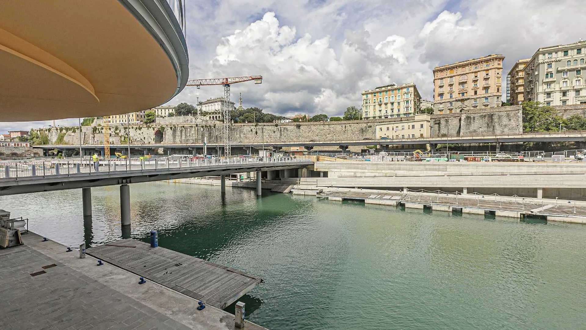 Apartment Iflat La Casa Sul Waterfront Di Levante Genoa Italy